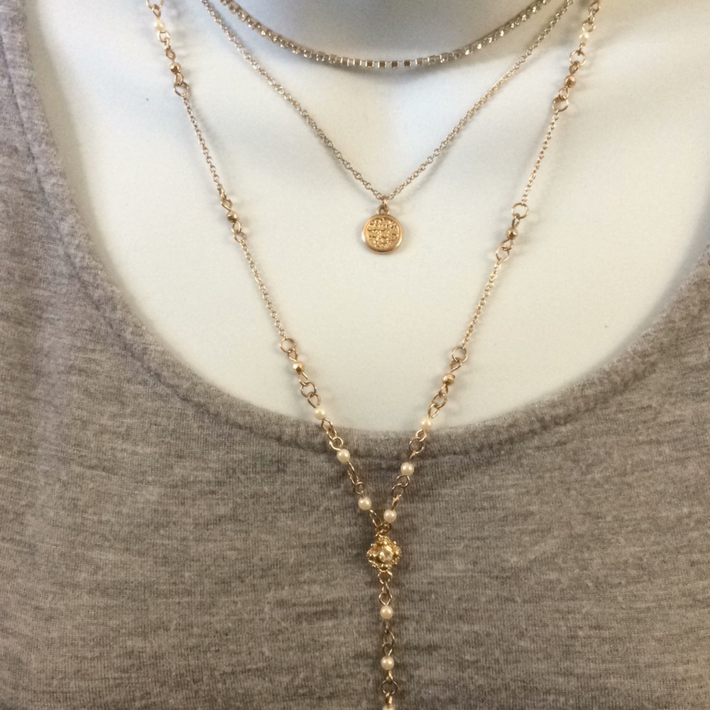 Two necklace sets - Picture 2 of 3